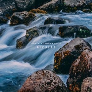 圣采儿的拉尿部位
